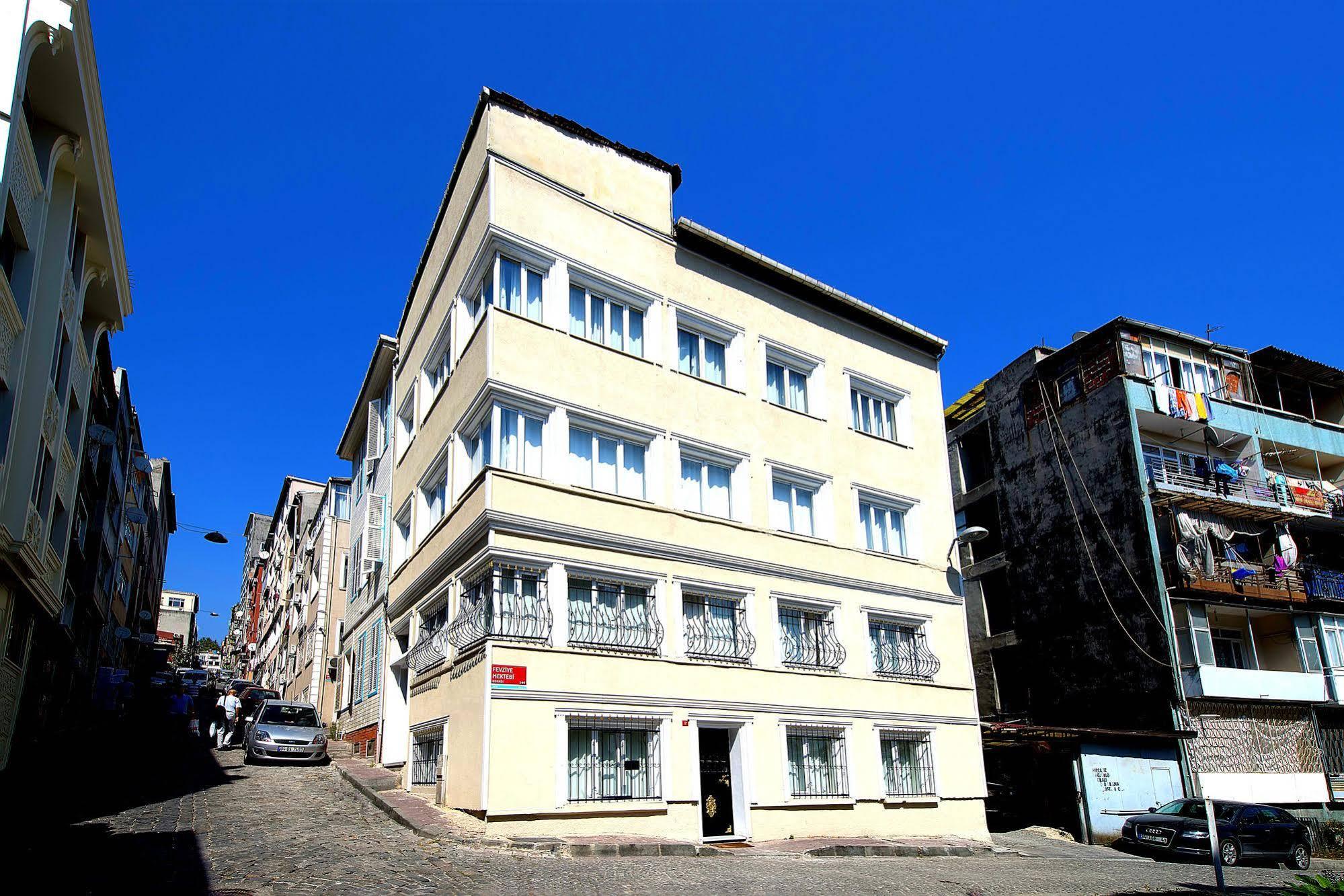 Efe Apart Hotel Istanbul Exterior photo